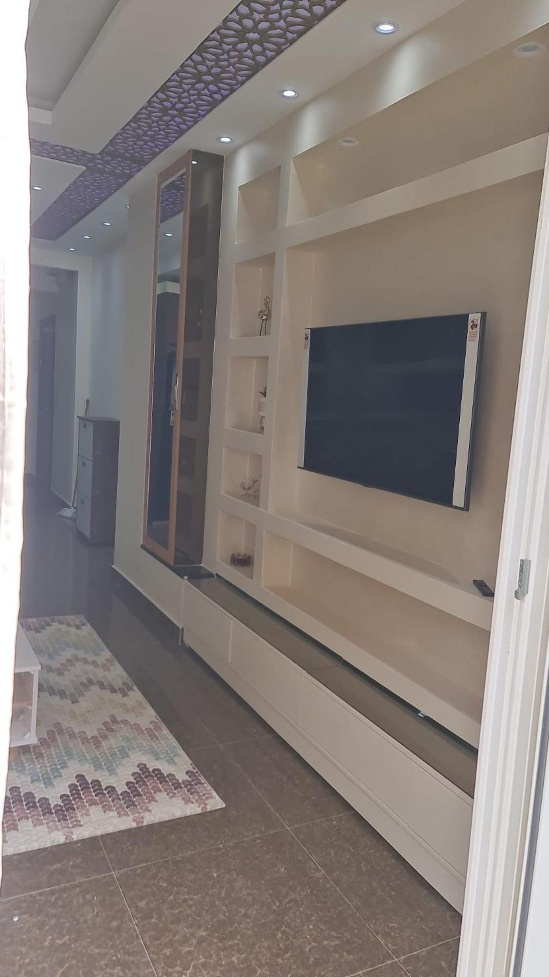 Regents Park Apartment